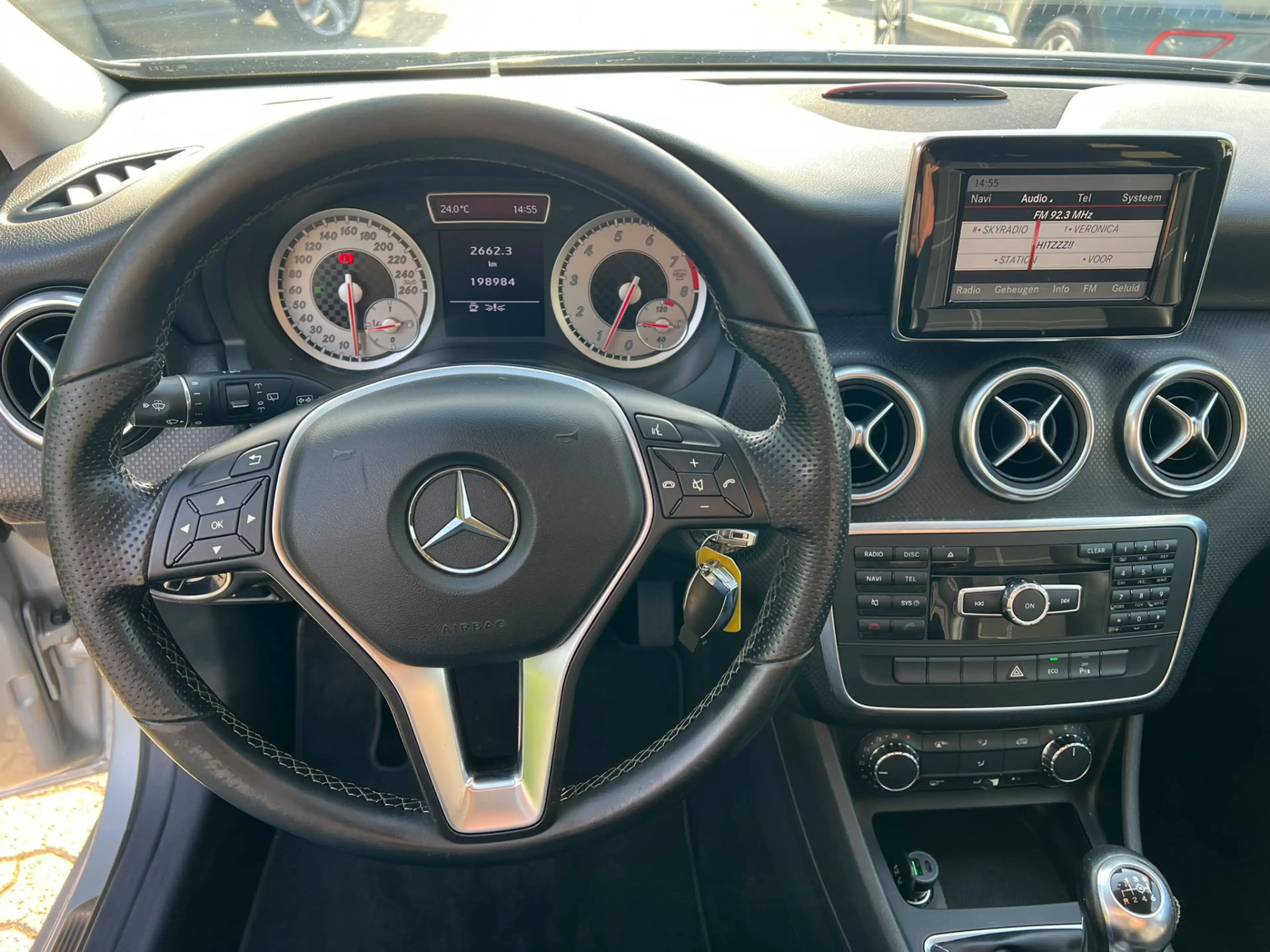 Mercedes-Benz A 180 Ambition xenon, sportstoelen, navi, airco — photo 11