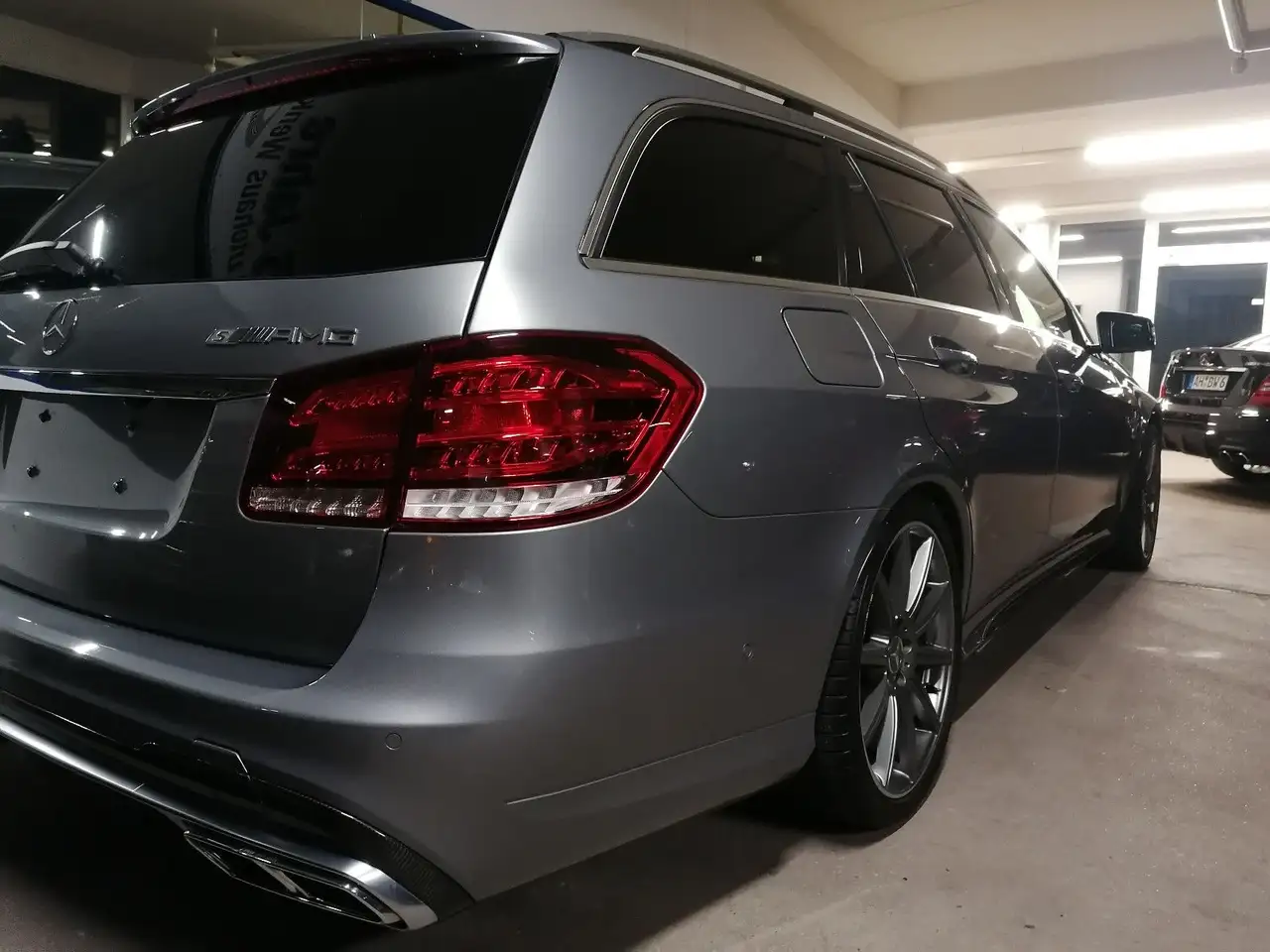 Mercedes-Benz E 63 AMG
