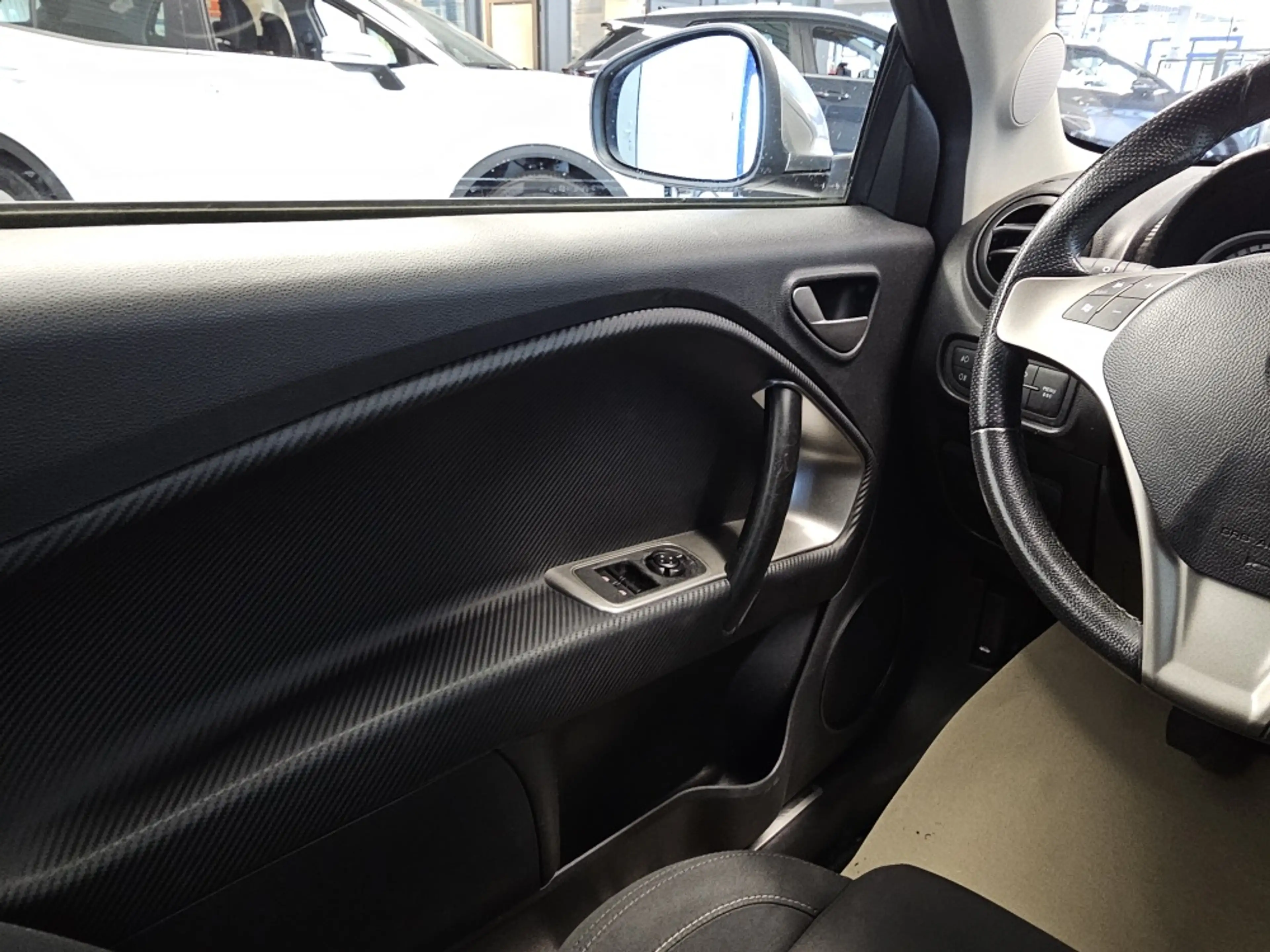 Alfa Romeo MiTo Allwetterreifen,Alufelgen,Sitzheizung — photo 12