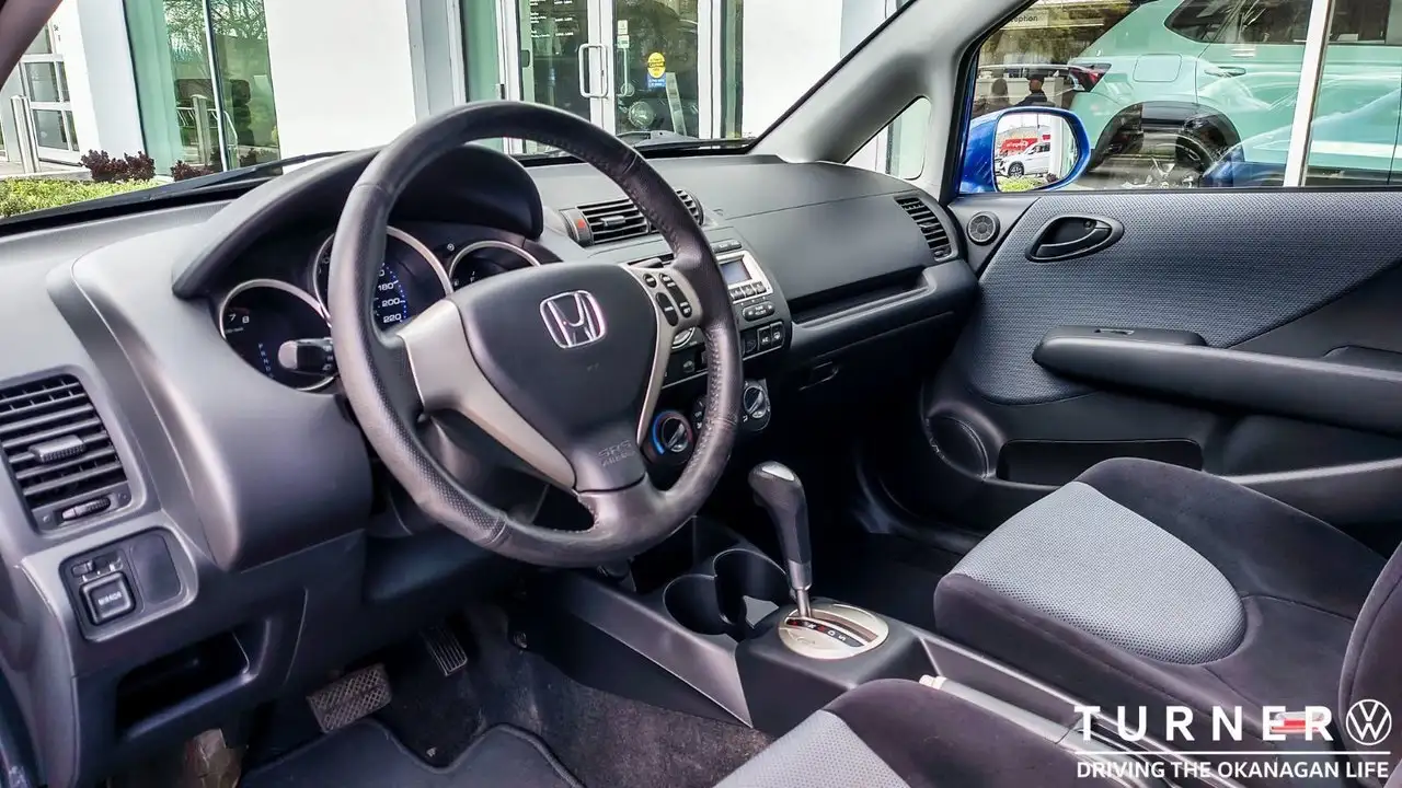 Honda Fit снимка Honda Fit
