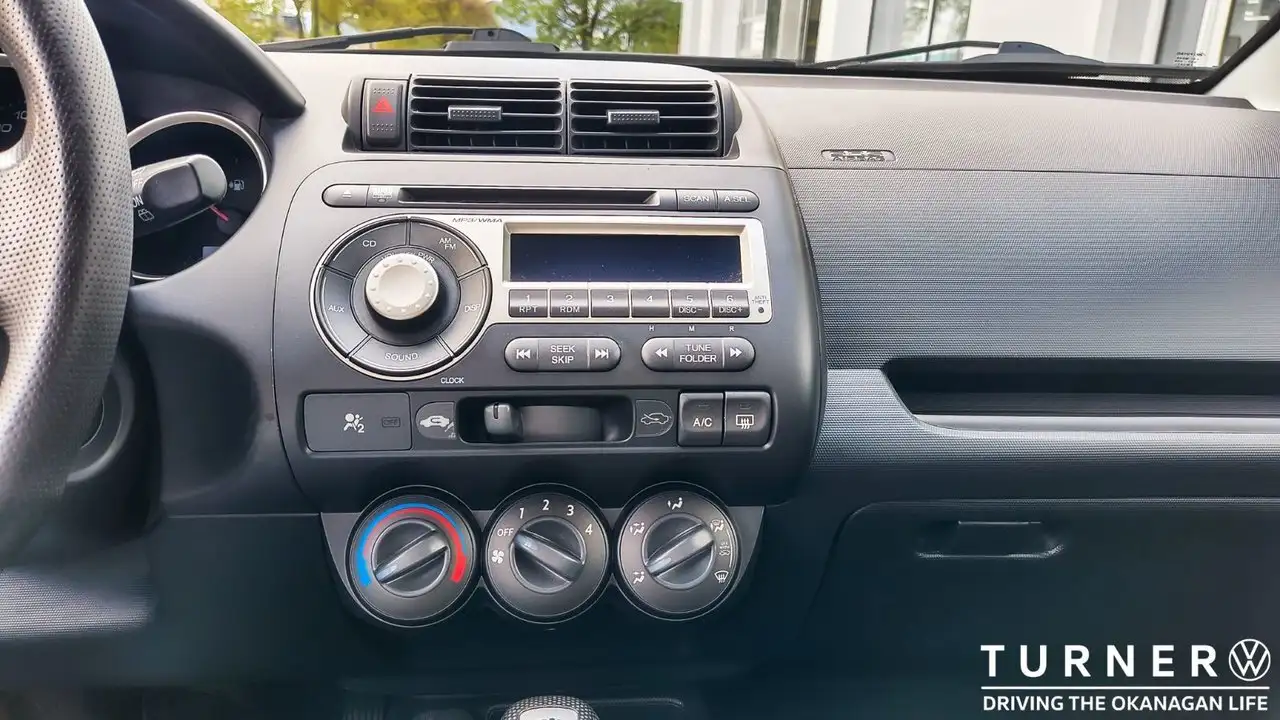 Honda Fit снимка Honda Fit