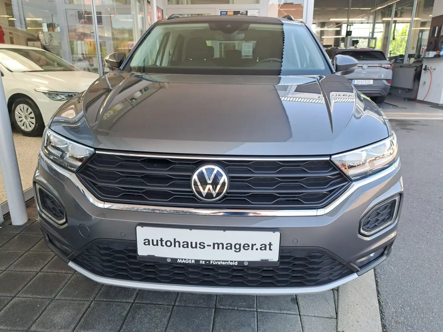Volkswagen T-Roc Design TDI Grau - 2