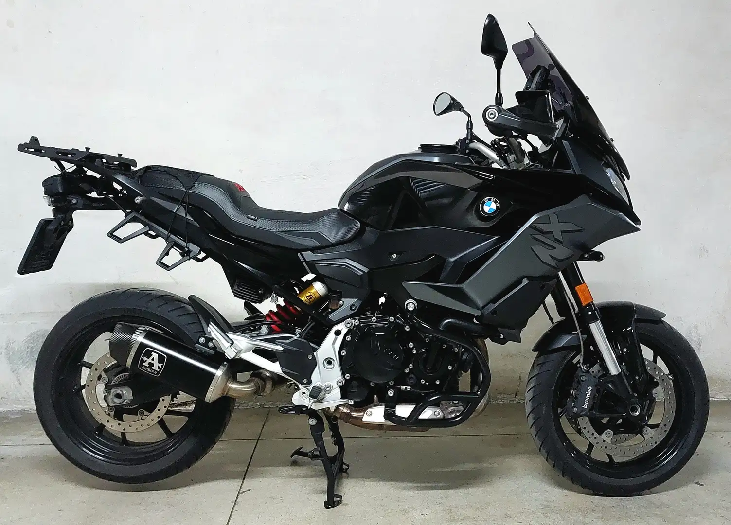 BMW F 900 XR Triple Black Negru - 1