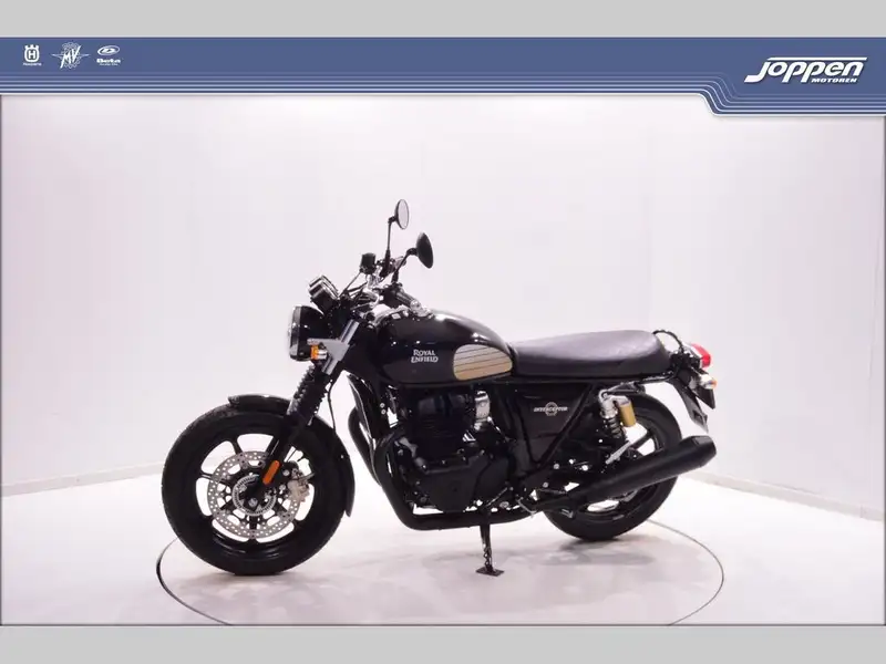 Royal Enfield Interceptor - foto 4