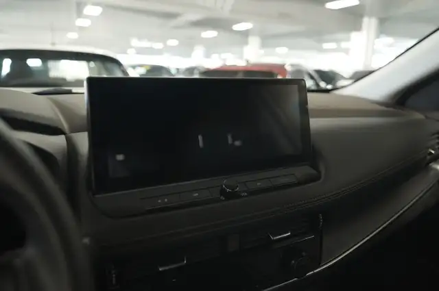 Nissan X-Trail view 15