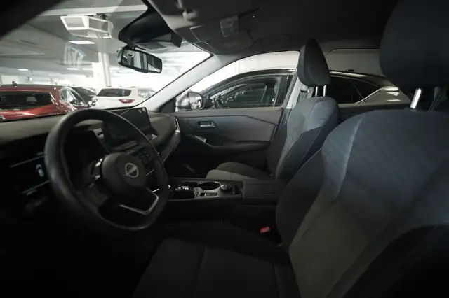 Nissan X-Trail view 10