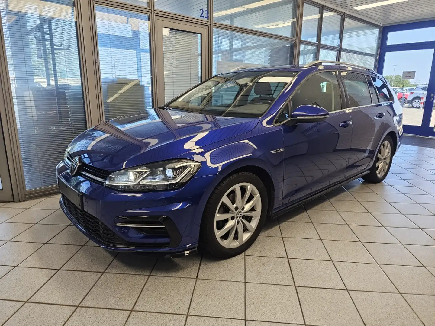 Volkswagen Golf Variant R-Line App-Connect,LED,Navi,PDC,SH Blau - 2