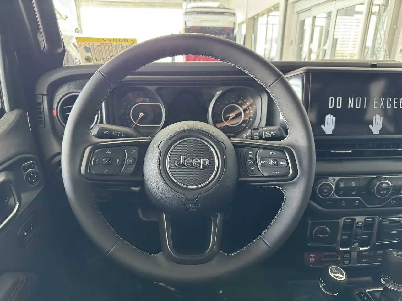Jeep Wrangler снимка Jeep Wrangler