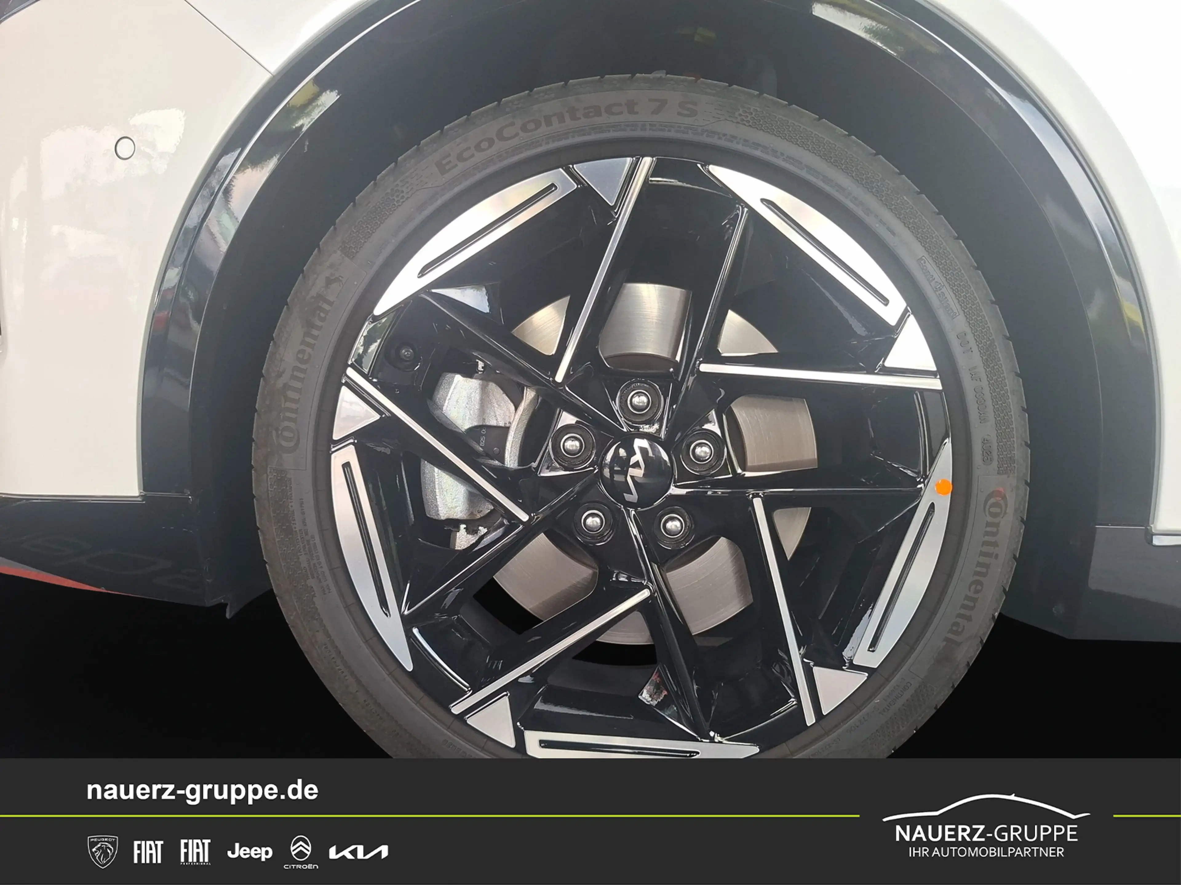 Kia K4 Sportswagon 1.6 T-GDI 132 kW GT-Line — photo 5