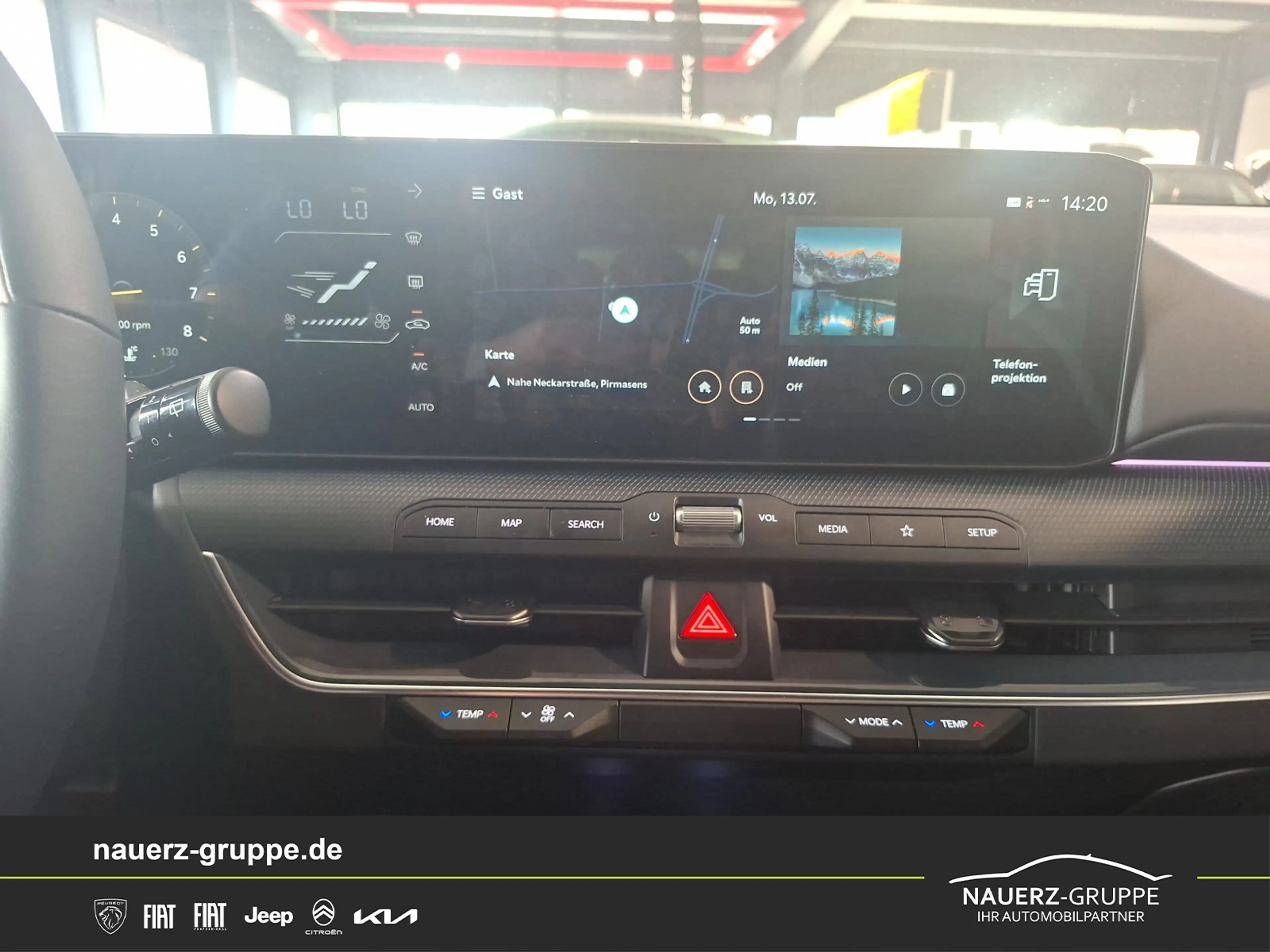 Kia K4 Sportswagon 1.6 T-GDI 132 kW GT-Line — photo 15