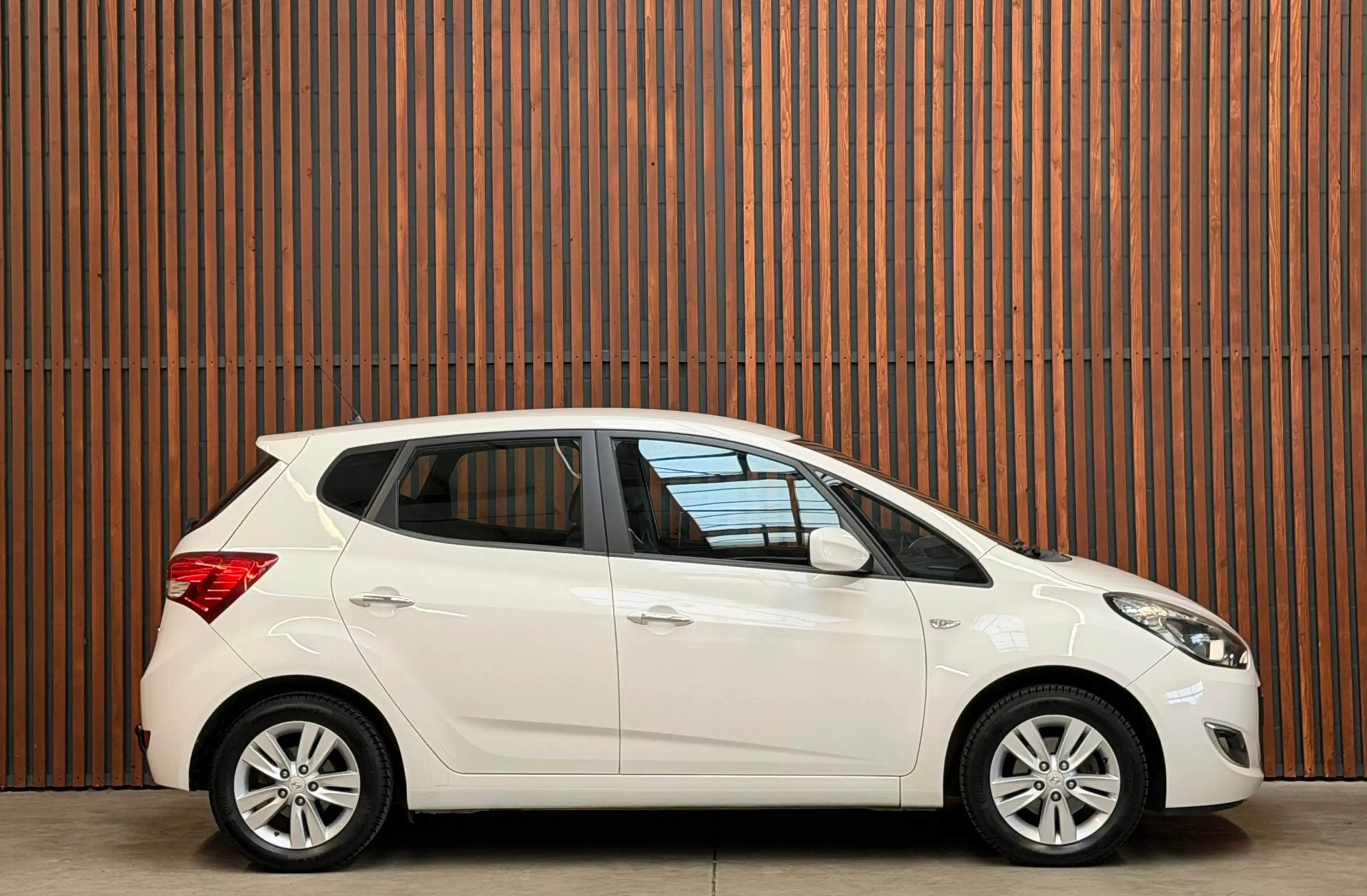 Hyundai iX20 1.4i i-Vision Airco-Cruise-Pdc-Trekhaak-Netjes ond — photo 4