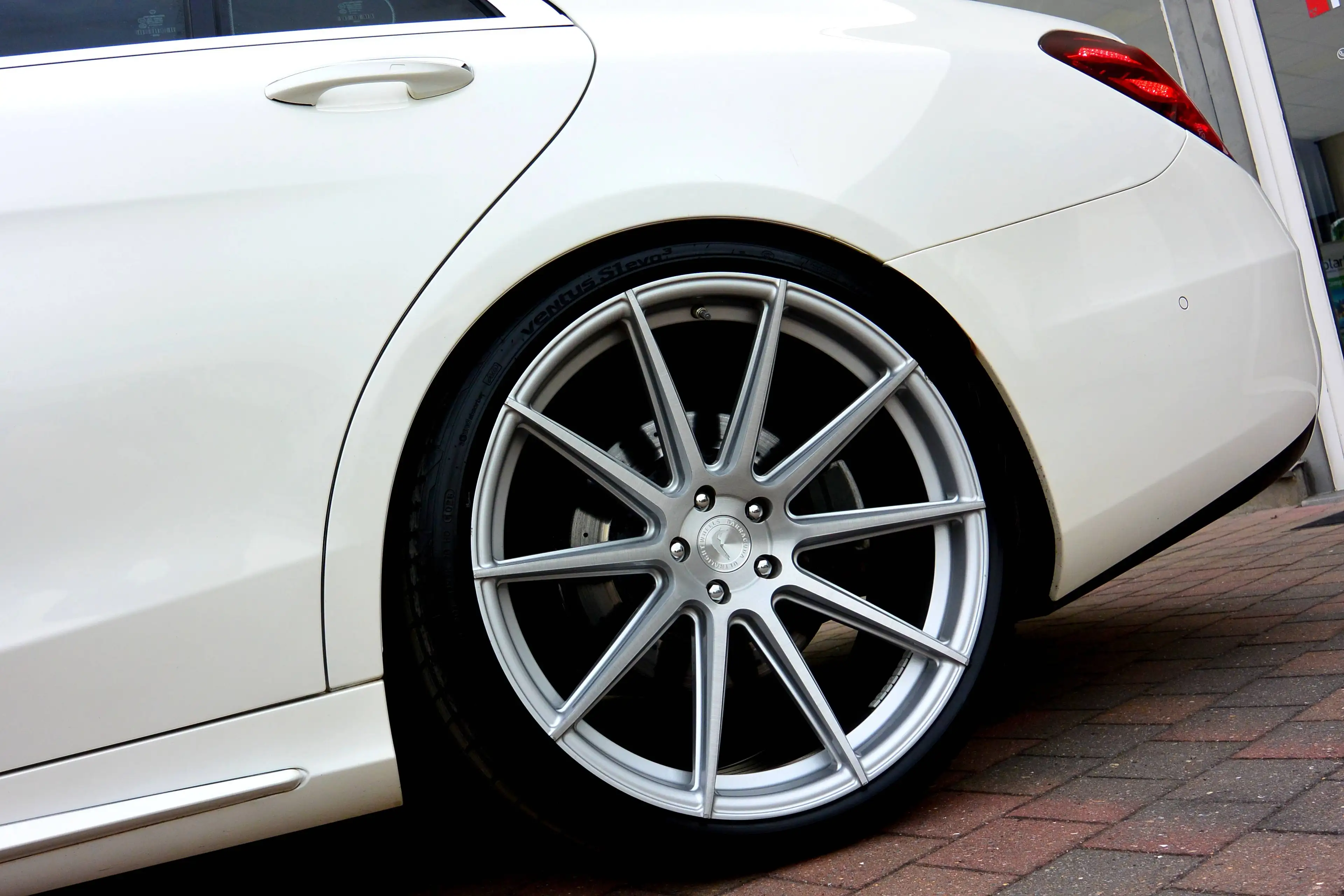 Mercedes-Benz S 350 d 4-Matic Long Designo AMG J22 Full Options_Garantie — photo 9