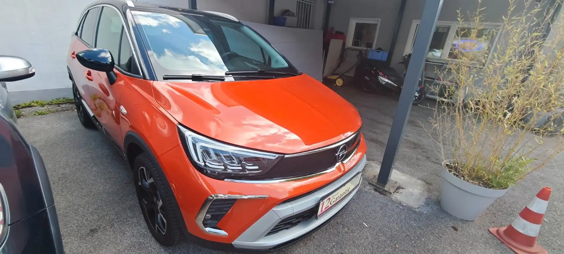 Opel Crossland X Orange - 1