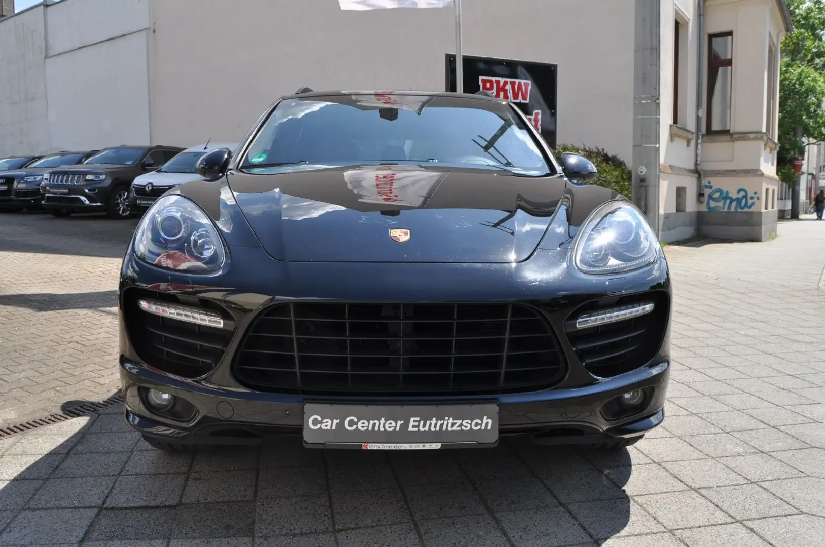 Porsche Cayenne GTS Pano Sportpaket Kamera 20 Zoll RS Schwarz - 2