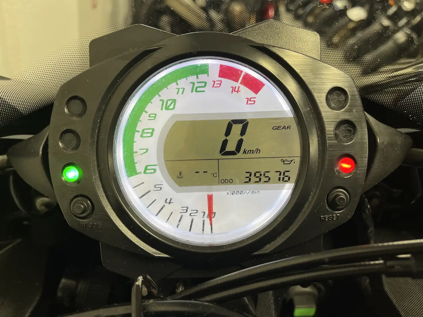 Kawasaki Ninja ZX-10R Siyah - 2
