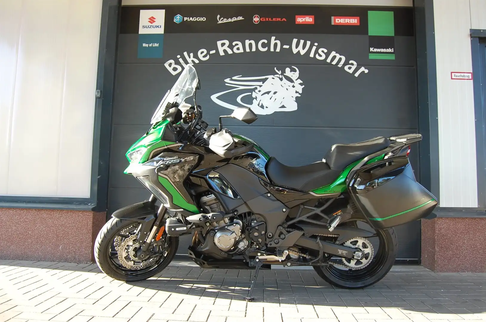 Kawasaki Versys 1000 Modell S Tourer mit Navi Grün - 2