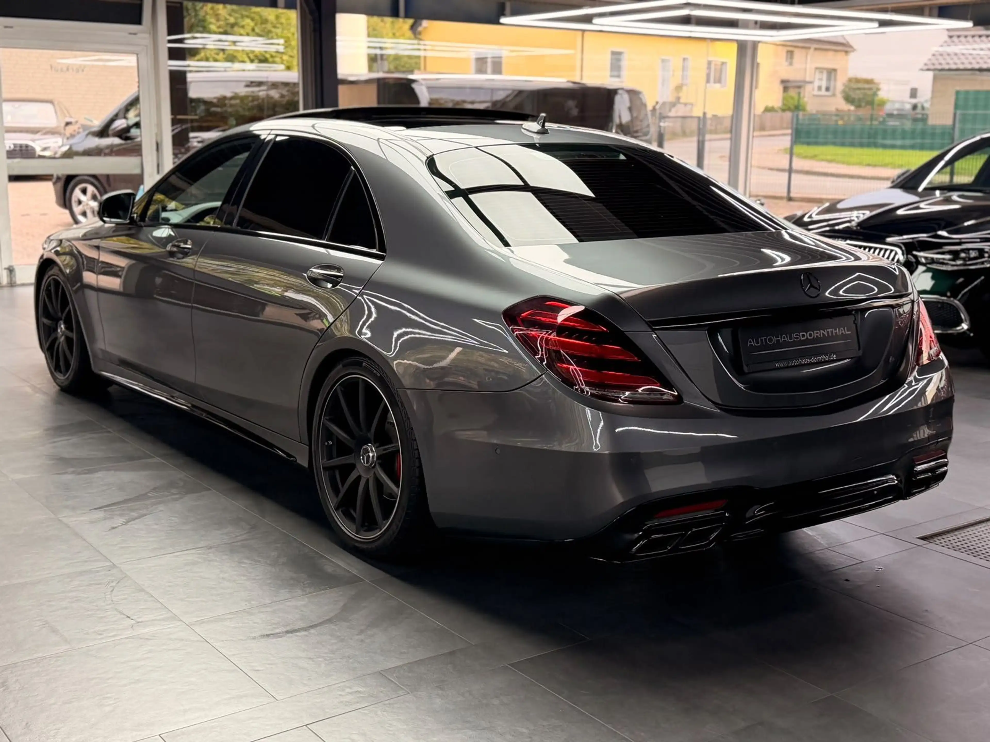 Mercedes-Benz S 400 d 4M Lang | S63 AMG Umbau | Fond-TV | PANO — photo 11