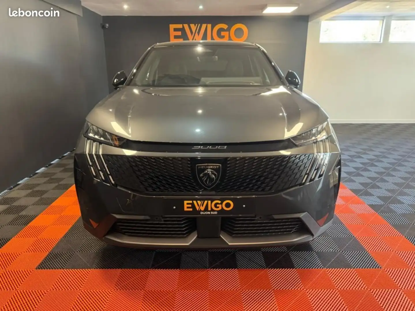 Peugeot 3008 HYBRID 145 E-DCS6 GT 0km -26,7% Grau - 2