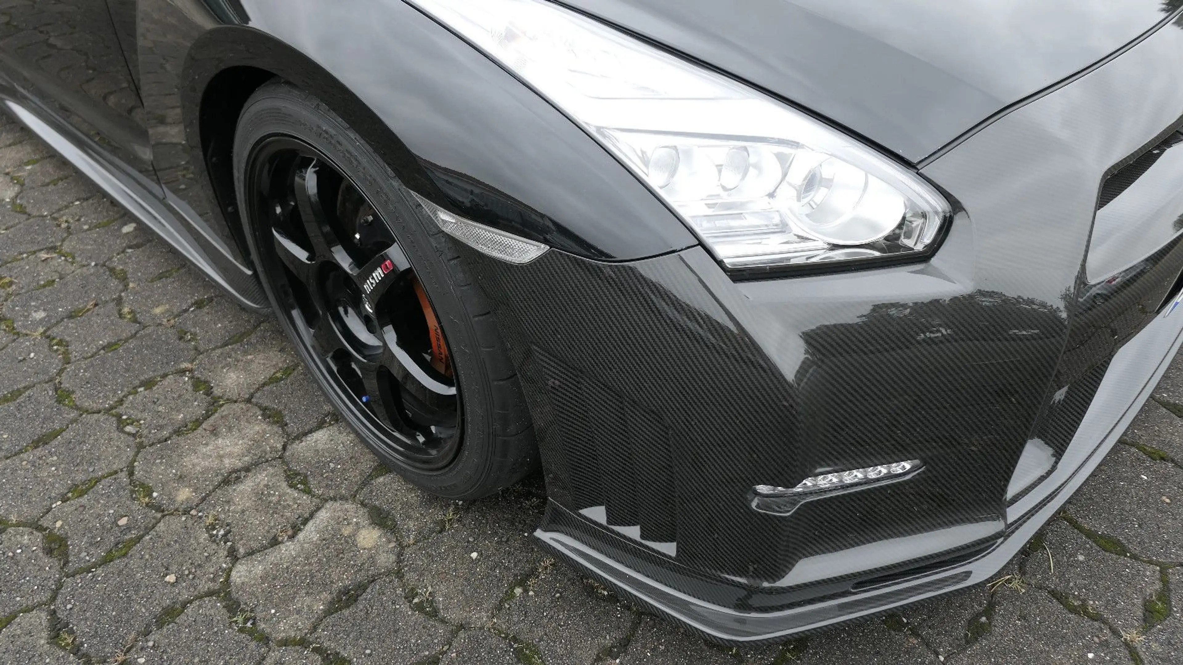 Nissan GT-R Nismo — photo 8