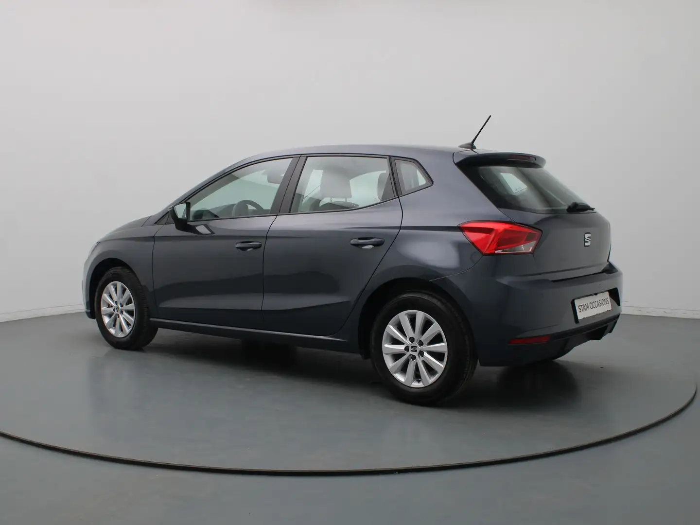 SEAT Ibiza 100pk EcoTSI Style Camera | Climate | Cruise | Car Grijs - 2