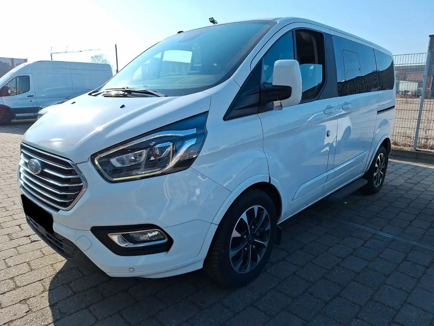 Ford Transit /Tourneo Custom 310 L1 Tourneo Titanium Blanc - 1