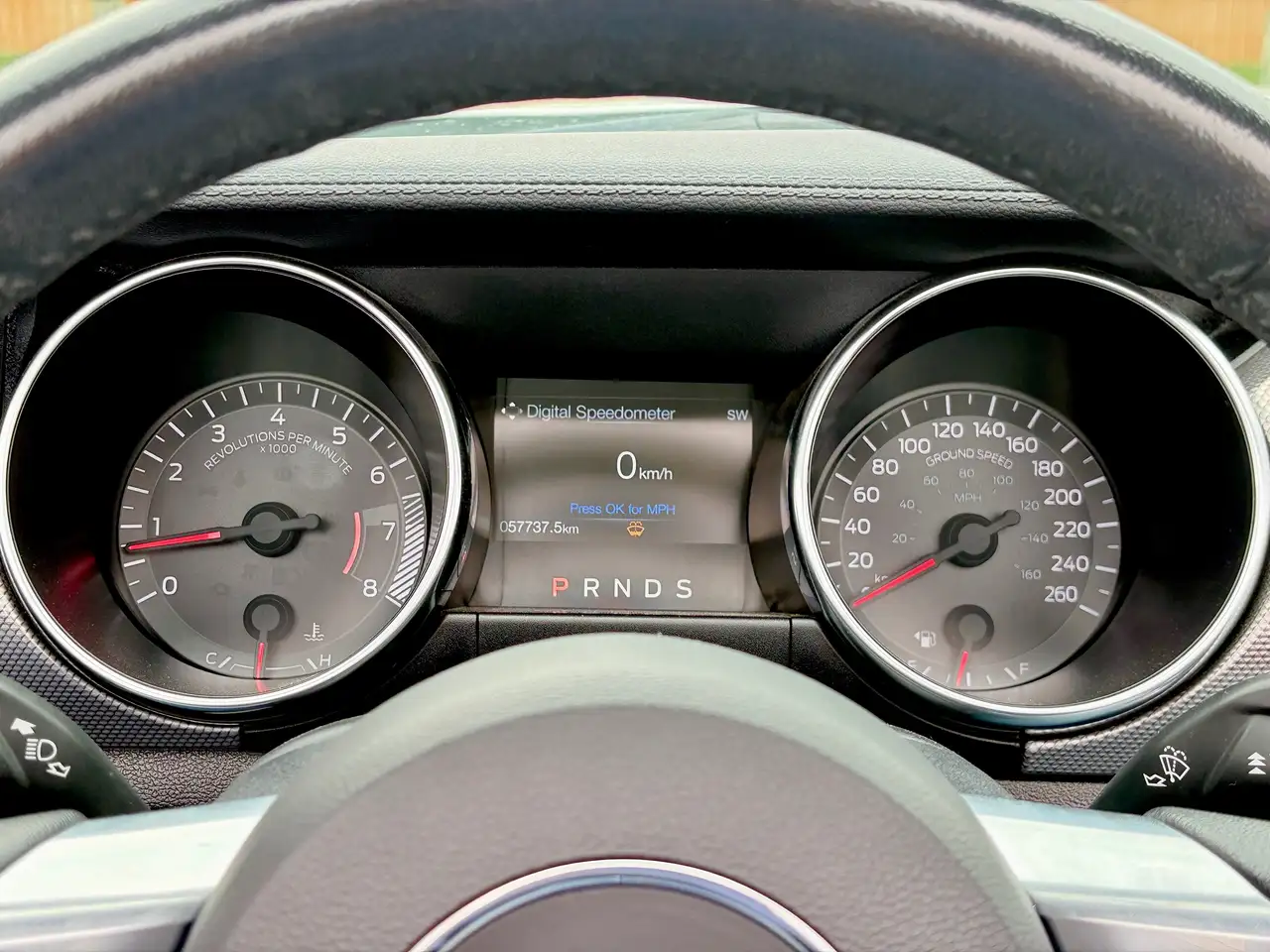Ford Mustang photo Ford Mustang