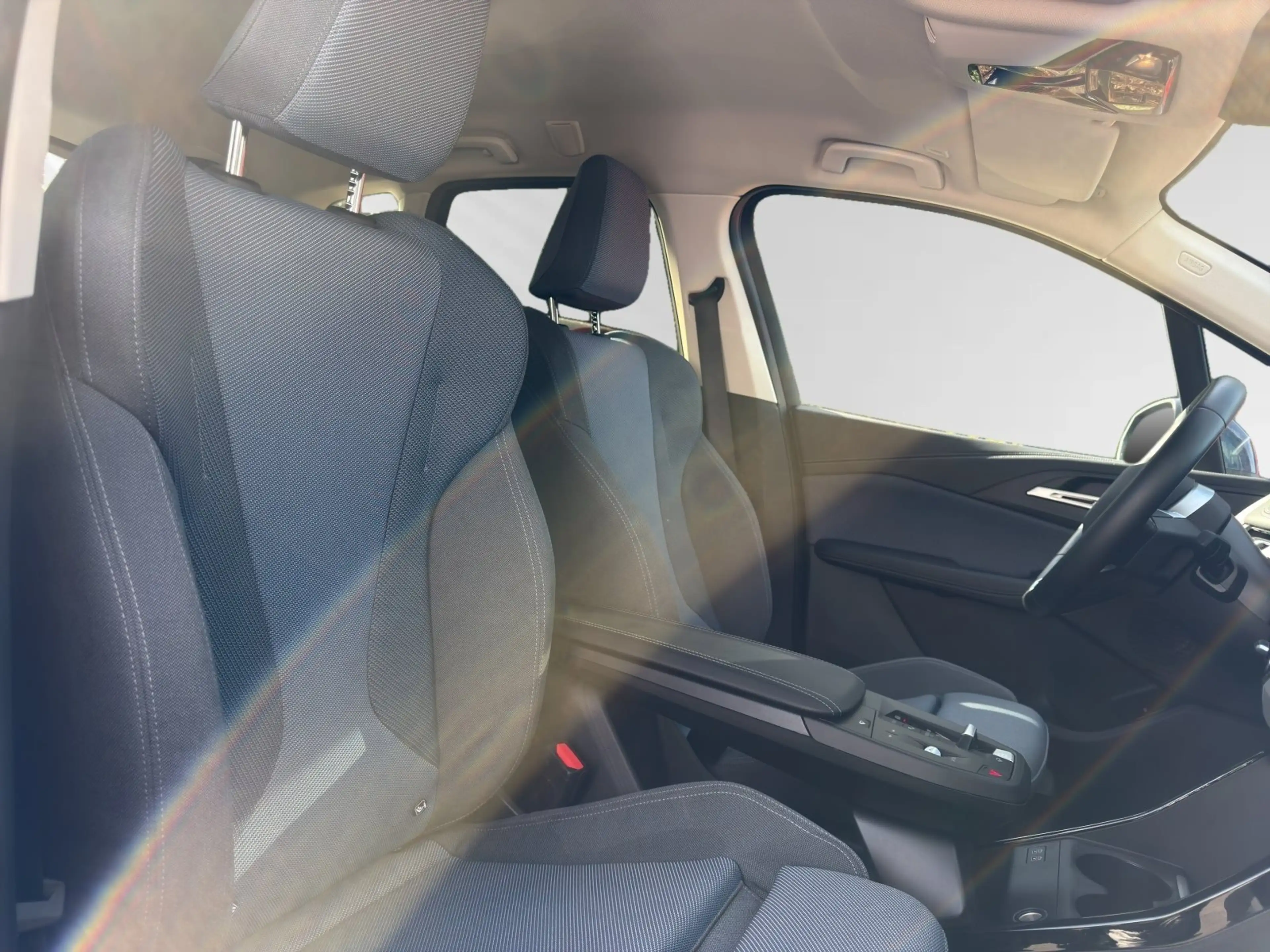 BMW 220 i Active Tourer AHK.|Sportsitze|ParkingAss. — photo 8