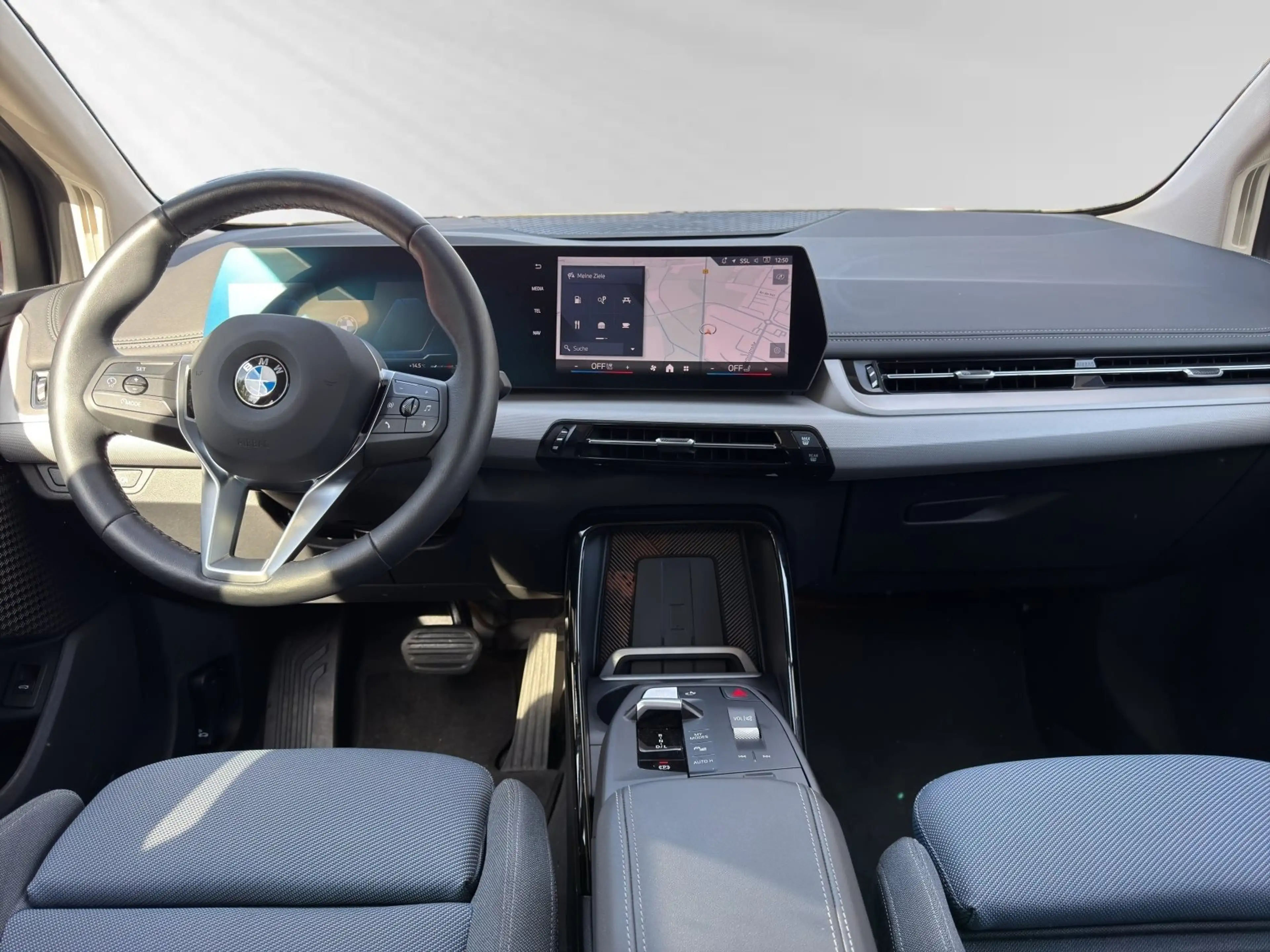 BMW 220 i Active Tourer AHK.|Sportsitze|ParkingAss. — photo 9