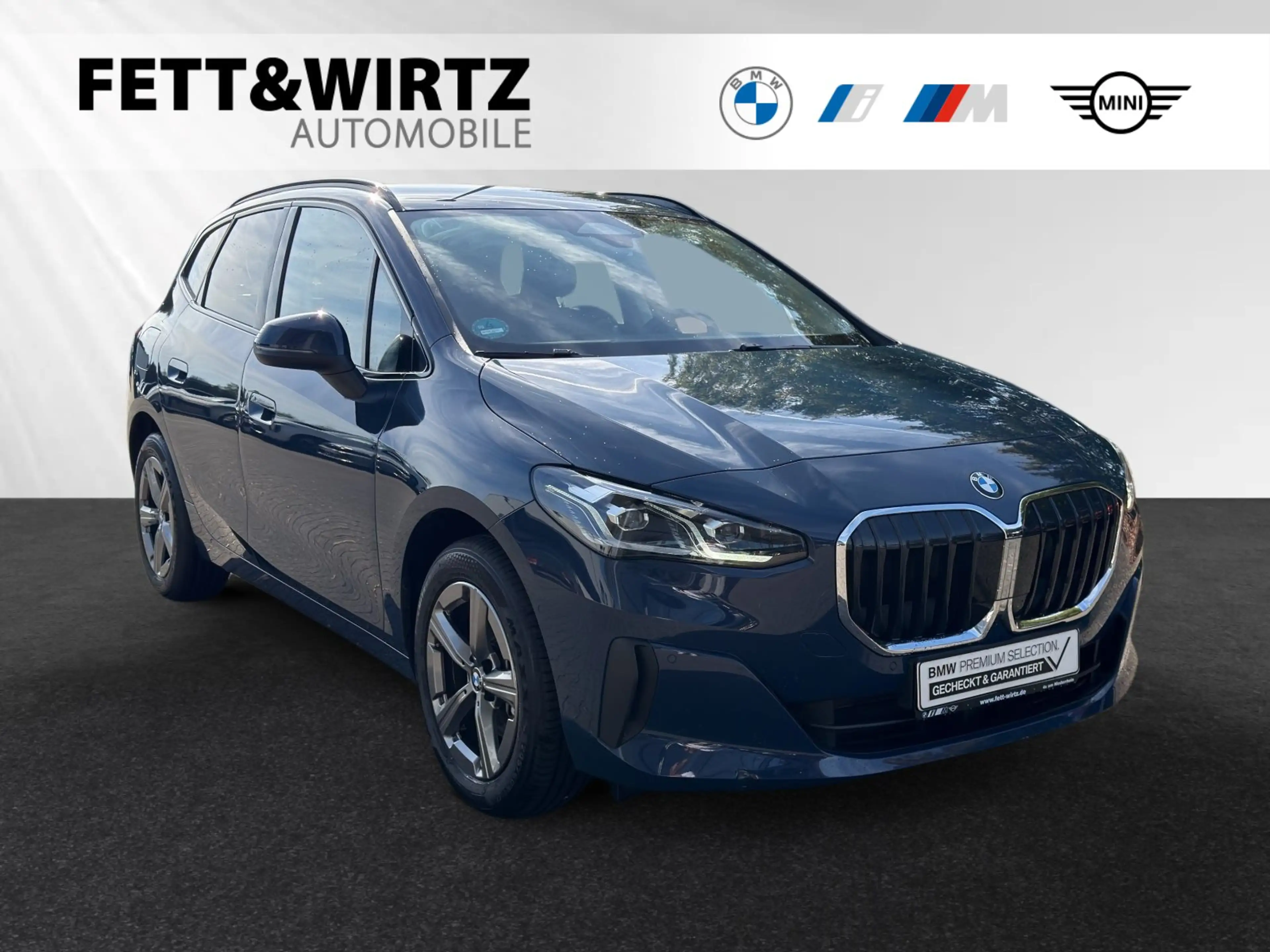 BMW 220 i Active Tourer AHK.|Sportsitze|ParkingAss.