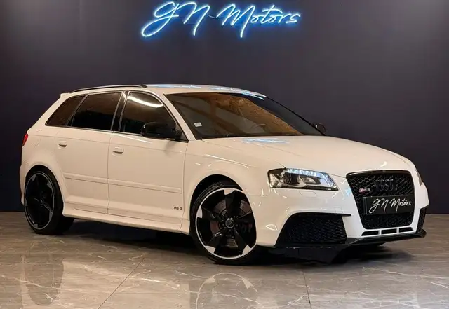 Audi RS3 sportback 2.5 tfsi 340 quattro s tronic 7 excellent etat sieges bacquets garantie 12 mois