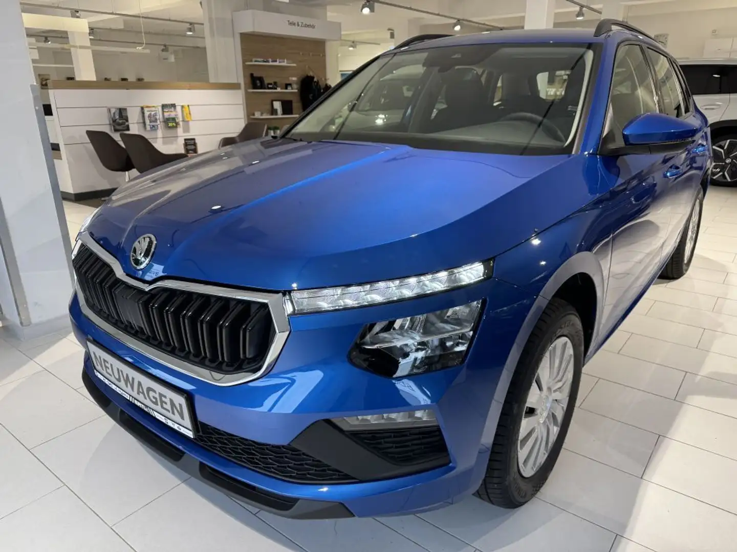 Skoda Kamiq 1.0 TSI Essence  ABS Fahrerairbag ESP ZV Blau - 1