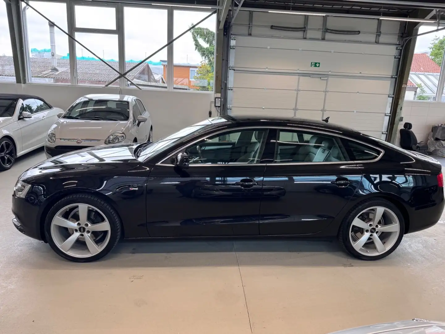 Audi A5 Sportback 1.8 TFSI S-Line Navi Leder Autom. Noir - 2