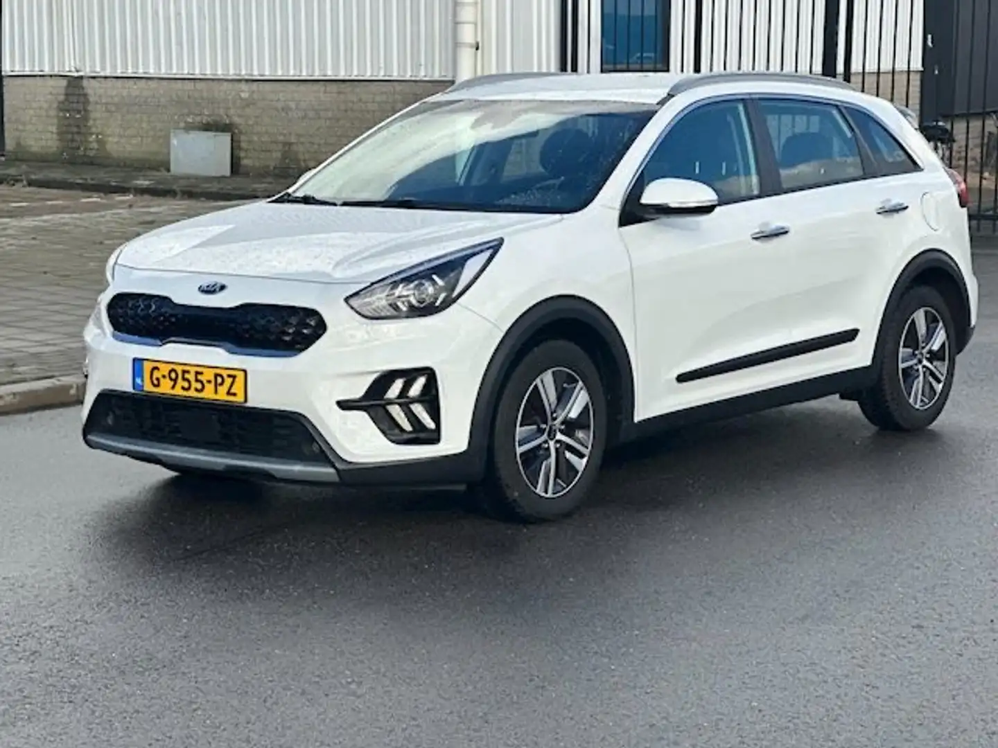Kia Niro 1.6 GDI HEV 2WD OPF Aut. Spirit - 2