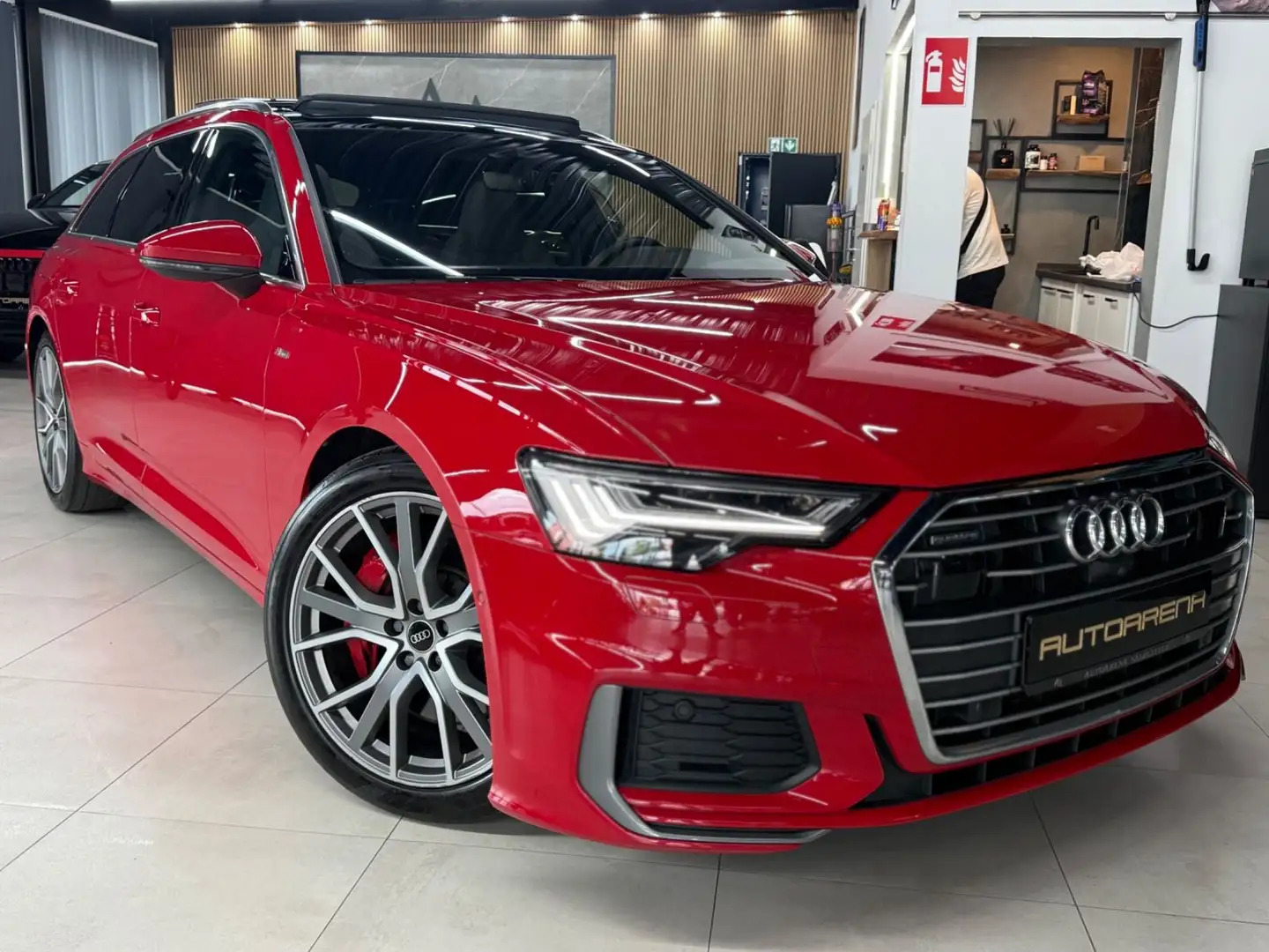 Audi A6 2.0 TFSI e S-Line Quattro*HD-MATRIX LED*PANO* Roşu - 1