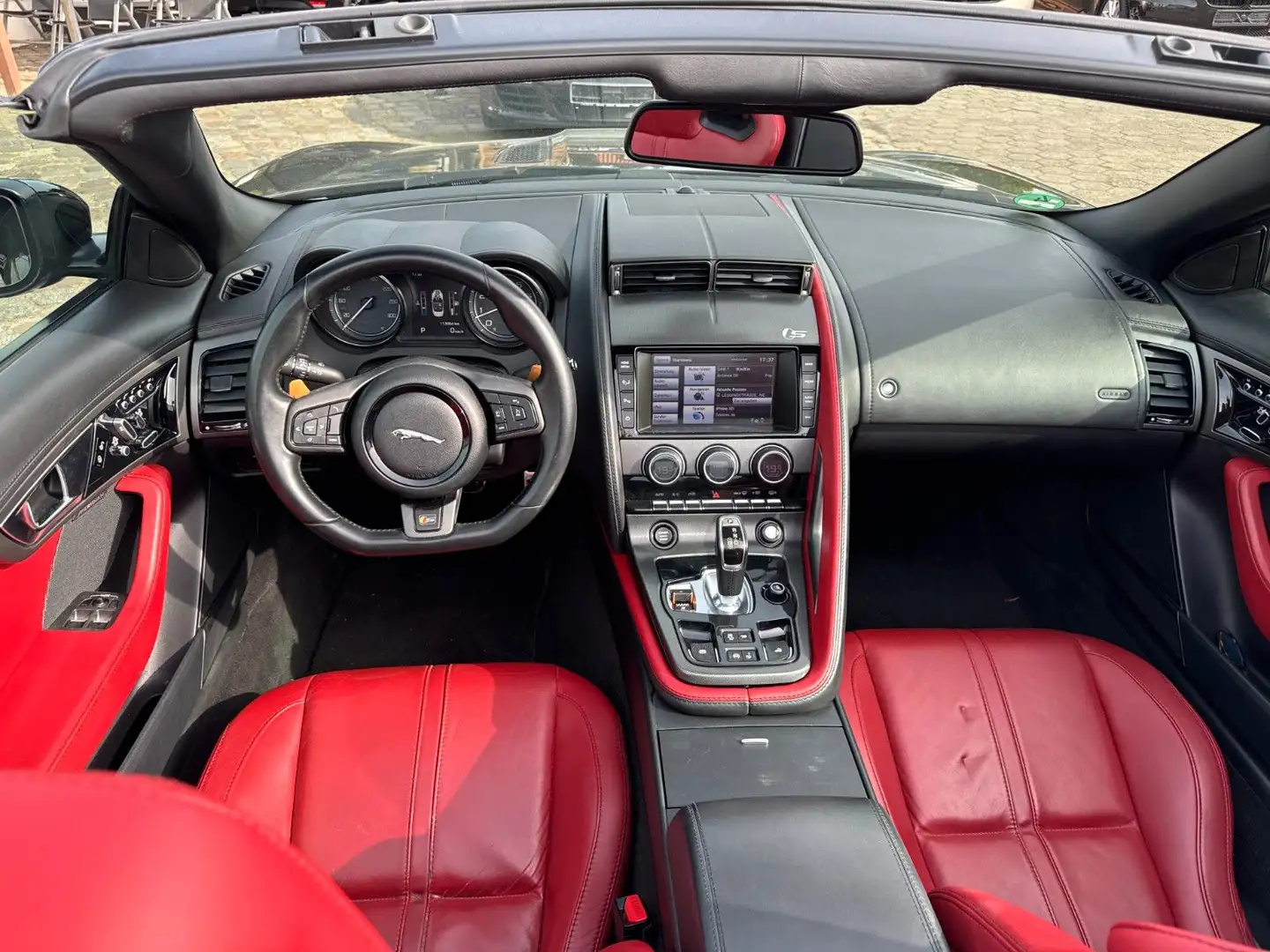 Jaguar F-Type F-TYPE Cabrio S 3.0  *Meridian*DAB*Memory*Sport Чорний - 2
