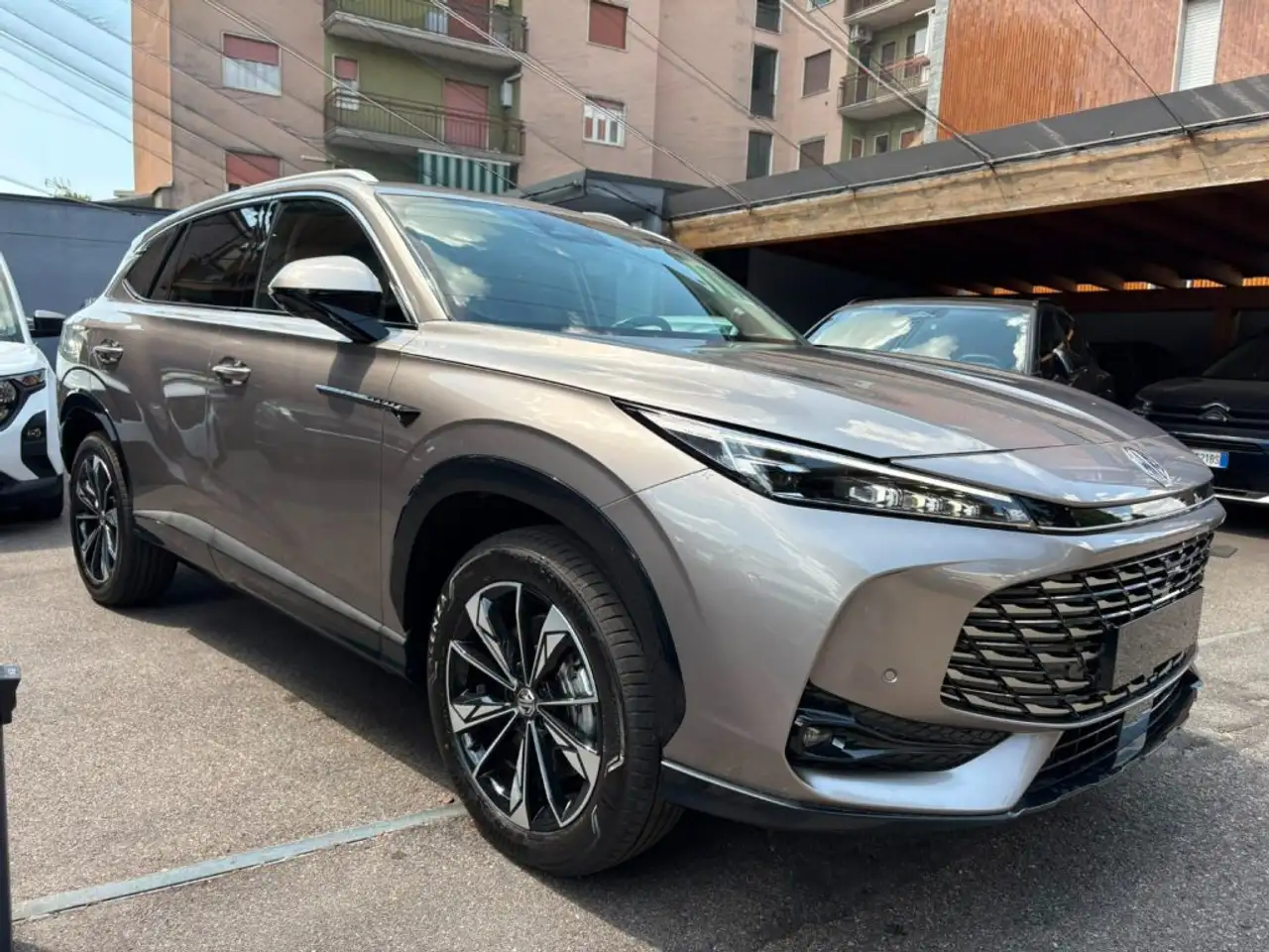 MG HS 2026