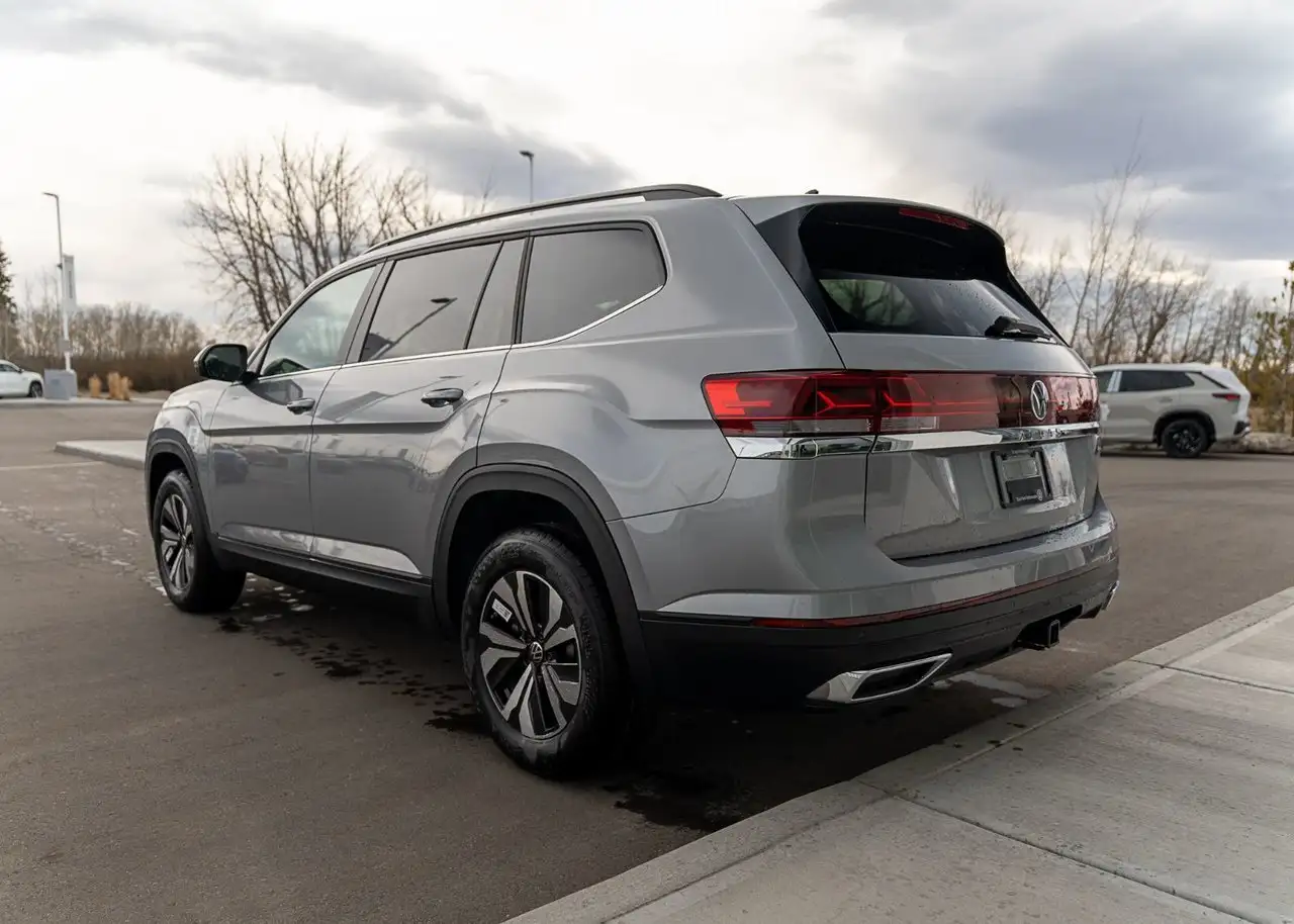 Volkswagen Atlas снимка Volkswagen Atlas