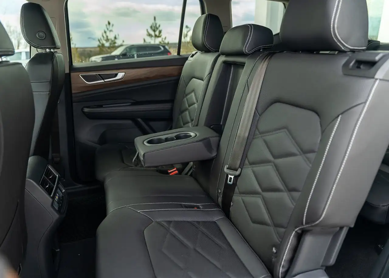 Volkswagen Atlas снимка Volkswagen Atlas