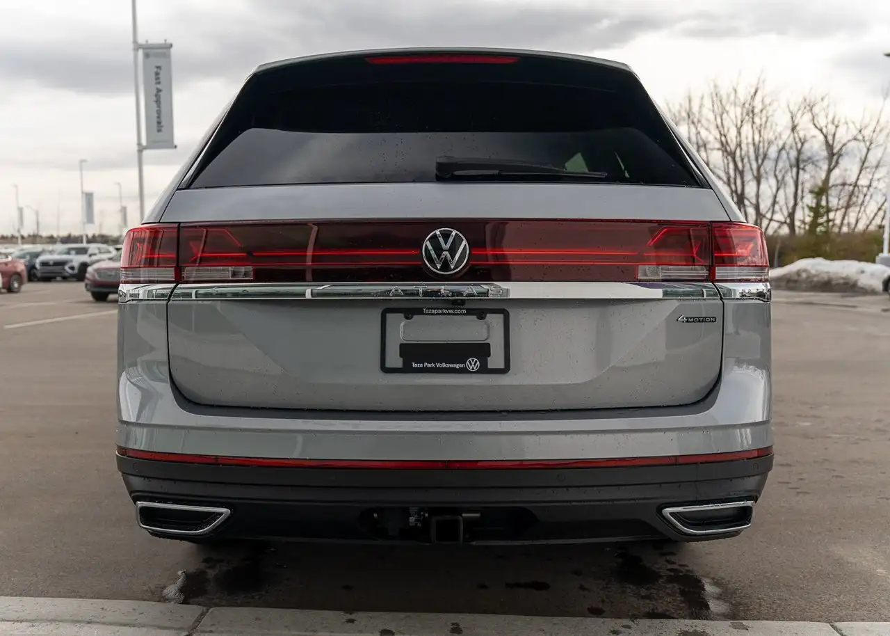 Volkswagen Atlas снимка Volkswagen Atlas