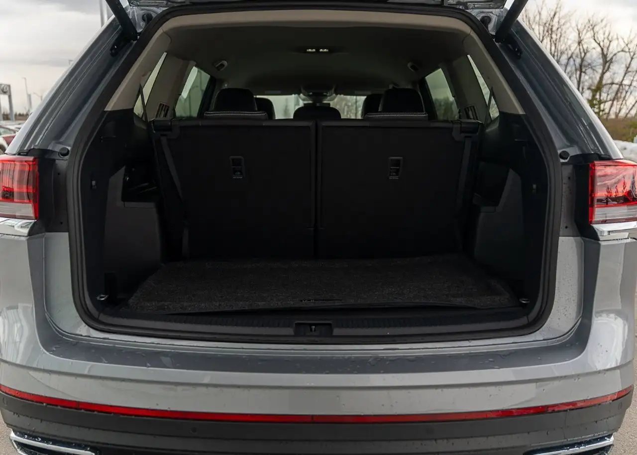 Volkswagen Atlas снимка Volkswagen Atlas