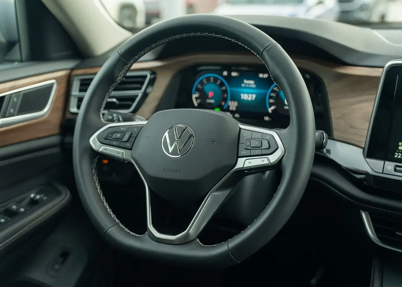 Volkswagen Atlas снимка Volkswagen Atlas