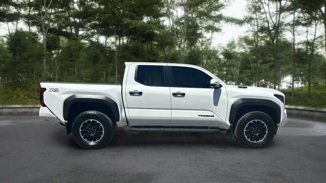 Toyota Tacoma снимка Toyota Tacoma