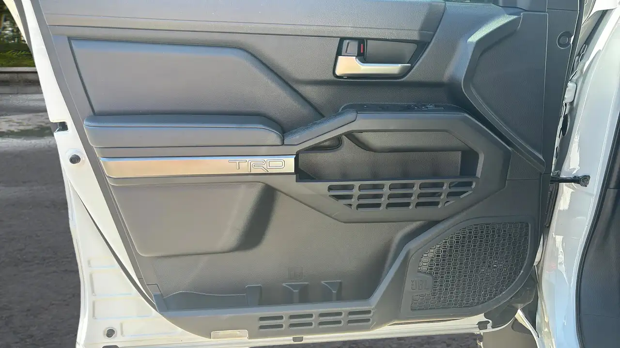 Toyota Tacoma снимка Toyota Tacoma
