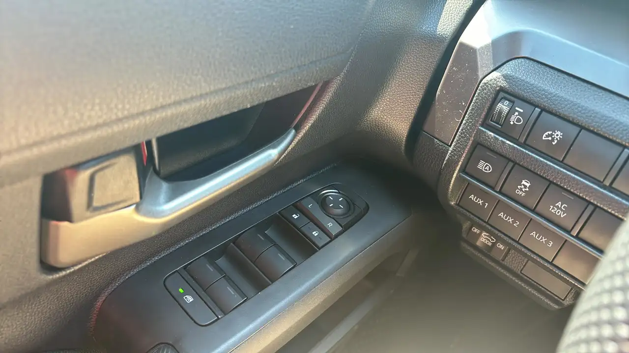 Toyota Tacoma снимка Toyota Tacoma