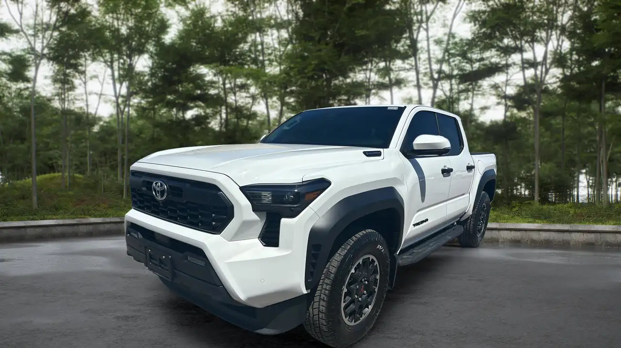 Toyota Tacoma снимка Toyota Tacoma