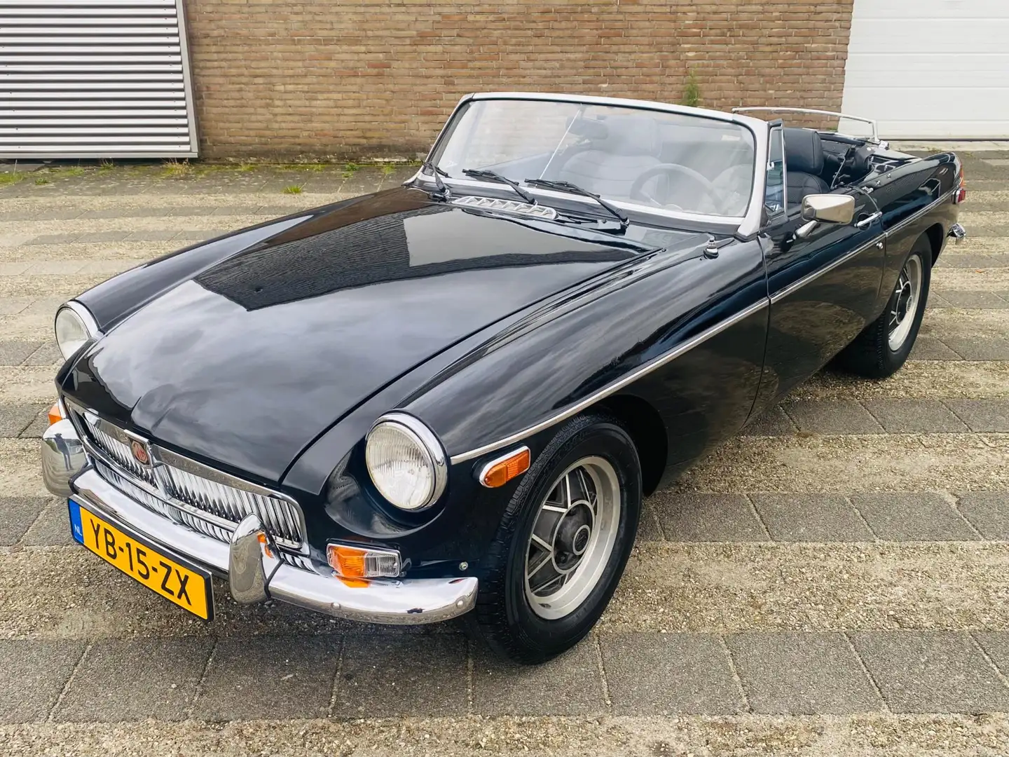 MG B 1.8 Roadster Limited Edition 1979 Zwart - 1