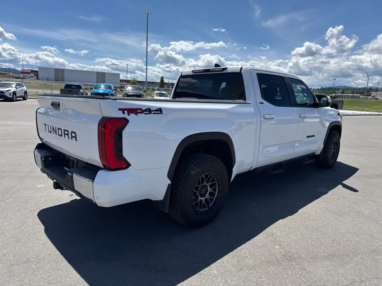 Toyota Tundra photo Toyota Tundra