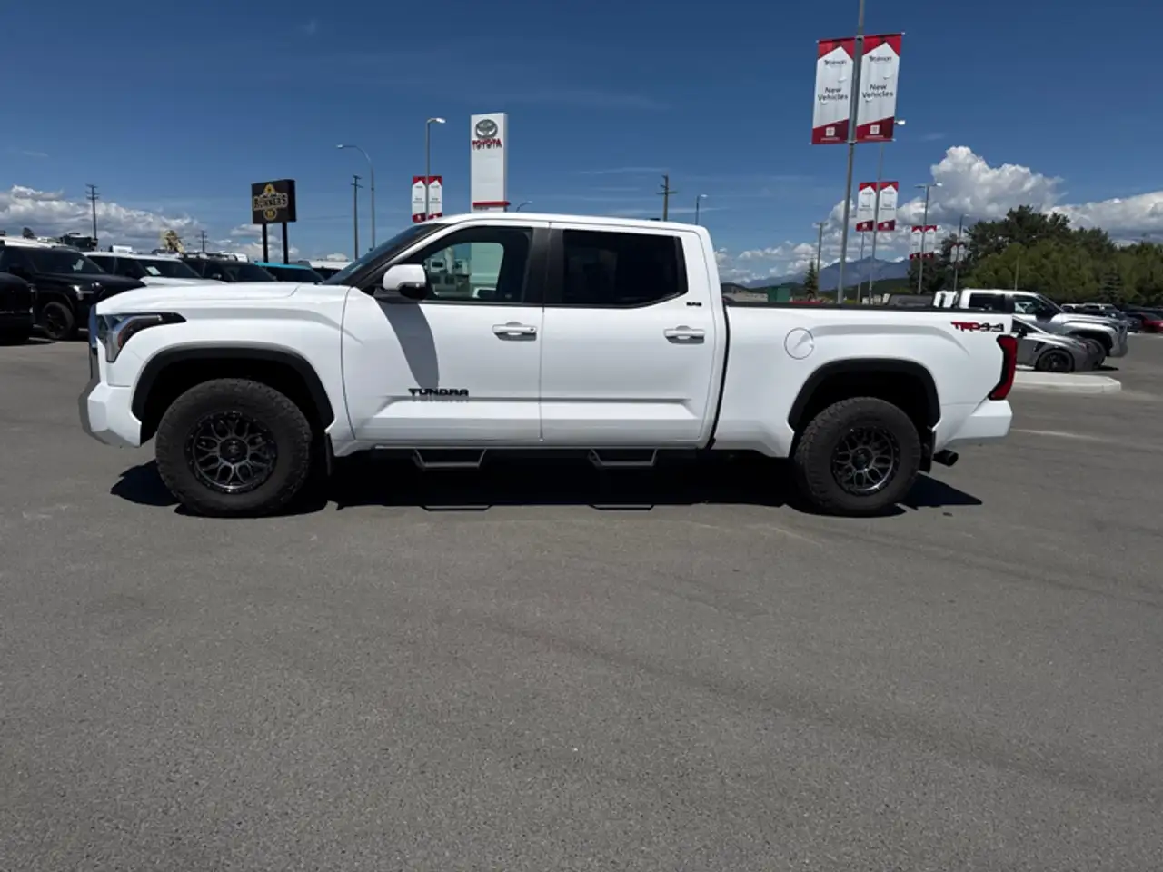 Toyota Tundra photo Toyota Tundra