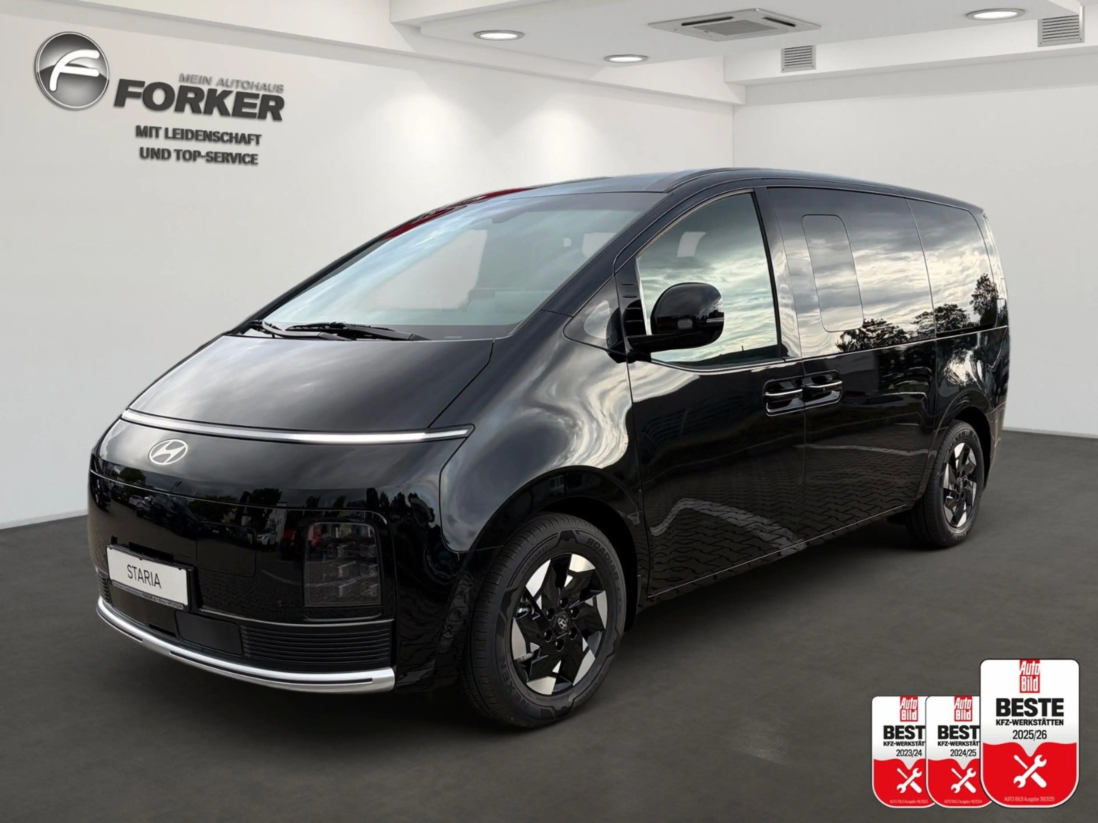 Hyundai STARIA Elektro 84kWh/800V Calligraphy 360°Kamera