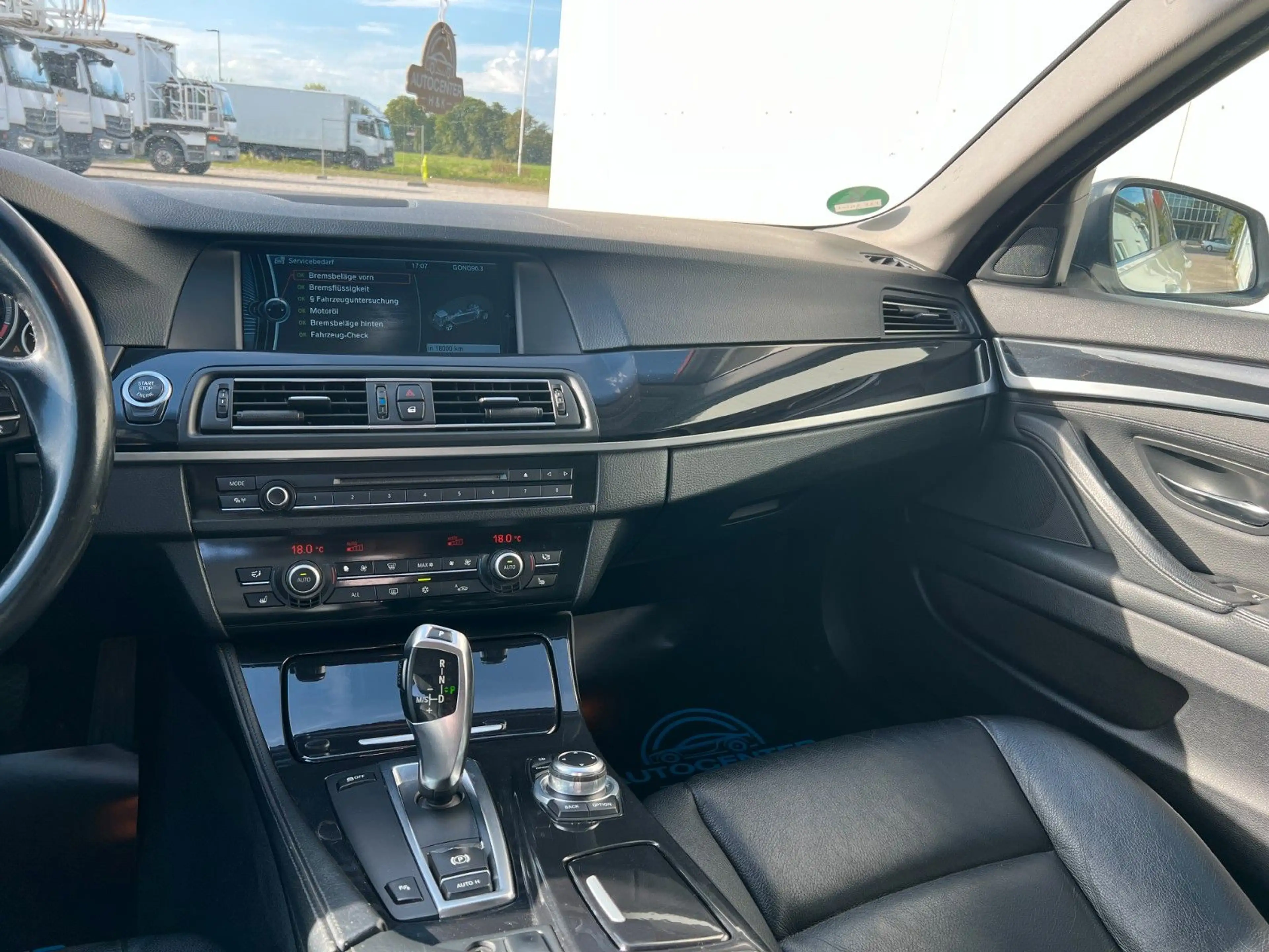 BMW 523 i Touring Aut. *XENON*NAVI*LEDER*PANO*AHK* — photo 12